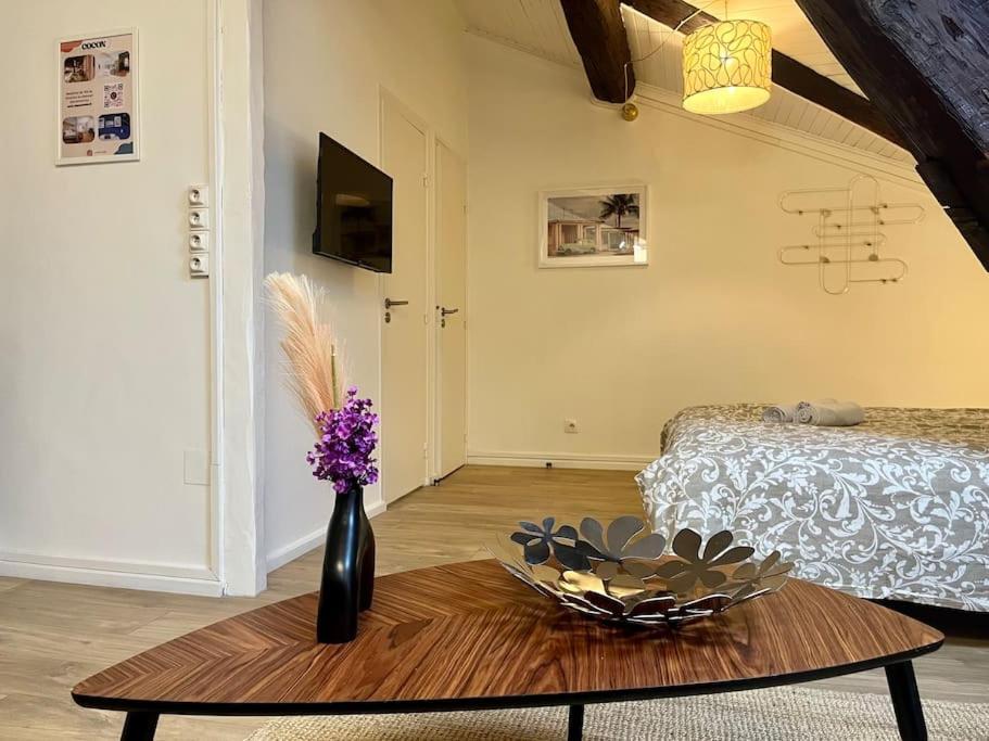 Suite Polkka Лион Екстериор снимка